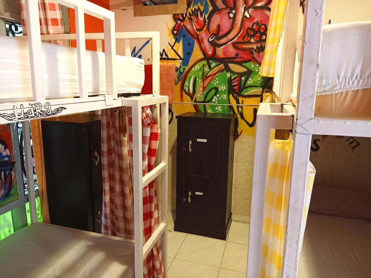 Deoplet homestay & gallery Yogyakarta Luaran gambar